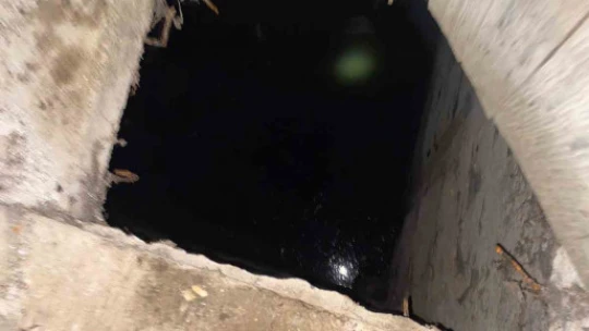 Jandarma gözünü kırpmadan fosseptik çukuruna inip küçük Aras'ı ölümden kurtardı