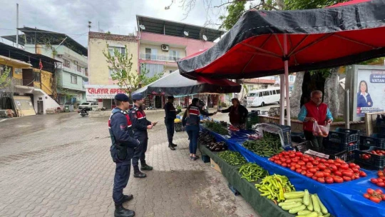 Jandarma kadınları KADES hakkında bilgilendirildi