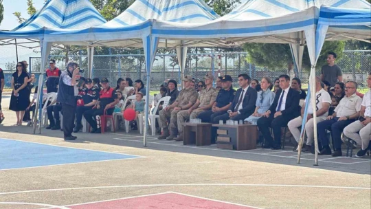 Jandarma, karne sevincine ortak oldu