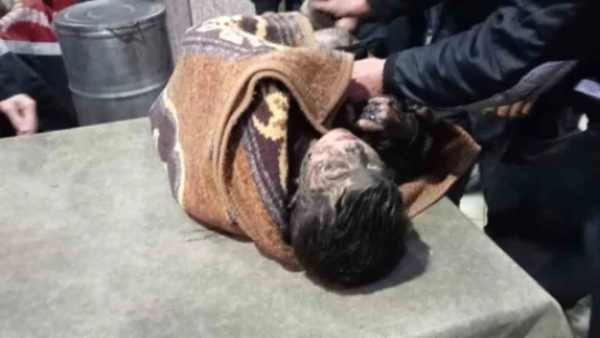 Jandarma, ölümden kurtardığı küçük Aras'ı unutmadı