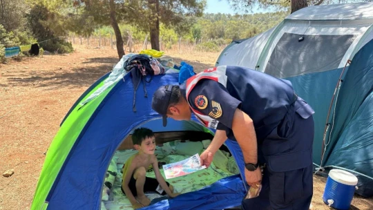 Jandarma orman yangınlarına karşı vatandaşları bilgilendirdi