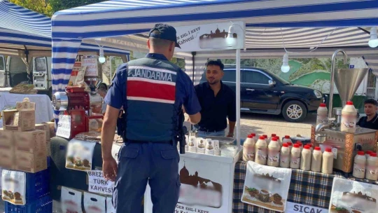 Jandarma sahte para konusunda esnafı bilgilendirdi