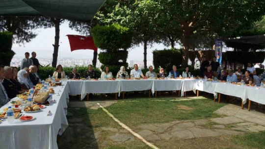 Jandarma, şehit aileleri ve gazilerle anlamlı etkinlikte buluştu