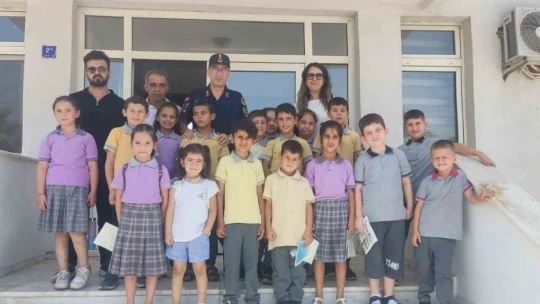 Jandarma trafik eğitimlerinde hız kesmiyor