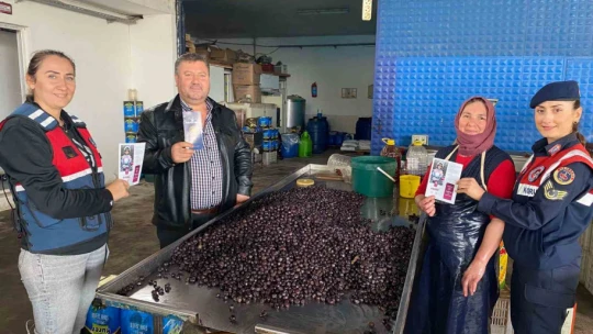Jandarma, vatandaşları bilgilendirdi