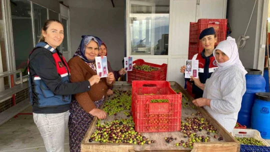 Jandarma, vatandaşları bilgilendirdi