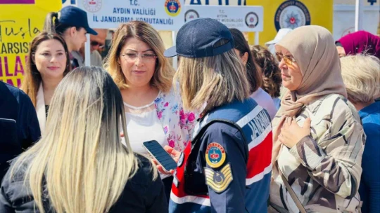 Jandarma vatandaşları bilgilendiriyor