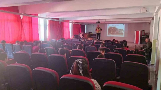 Jandarmadan 528 öğrenciye trafik bilgilendirmesi