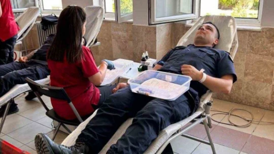 Jandarmadan Kızılay'a kan bağışı desteği