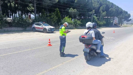 Jandarmadan motosiklet denetimi