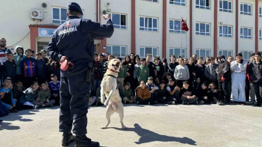 Jandarmadan öğrencilere 'Deprem Farkındalık' eğitimi