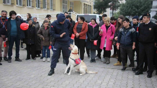 Jandarmanın sirenlerini bu sefer özel çocuklar çaldı