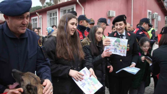 Jandarmanın sirenlerini bu sefer özel çocuklar çaldı