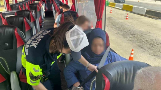 Janndarmadan bayram öncesi yol denetimi