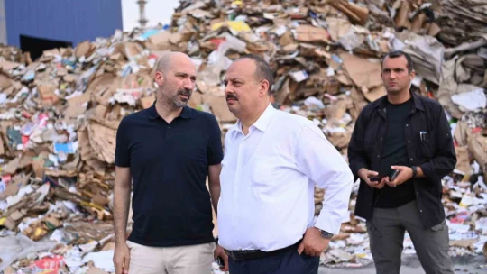 Kağıt fabrikasındaki yangın kontrol altına alındı
