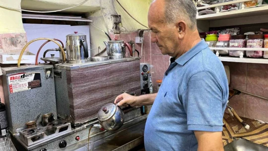 Kahvehane sahiplerinin rekabeti müşteriye yaradı