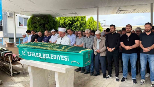 Kalp krizi geçirip hayatını kaybeden müezzin toprağa verildi