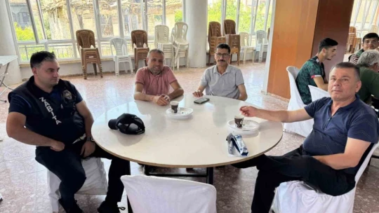 Karacasu bayramlaştı, vatandaşlar bir araya geldi