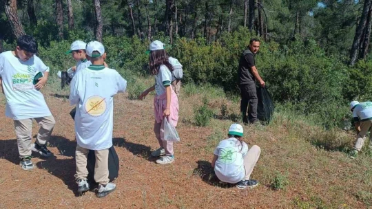 Karacasu'da 'Benim Ormanım Temiz' etkinliğiyle orman yangınlarına dikkat çekildi