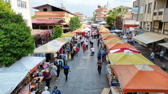 Karacasu'da festival coşkusu başladı