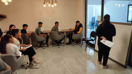 Karacasu'da öğrencilere etüt desteği