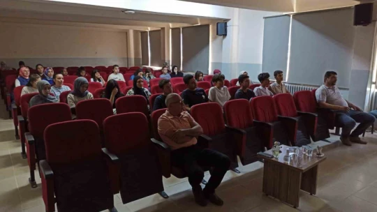 Karacasu'da öğrencilere trafik bilinci eğitimi verildi
