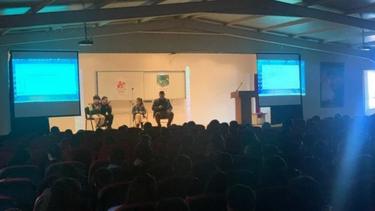Karacasu'da öğrencilere yönelik 'Suçtan Korunma Semineri' düzenledi