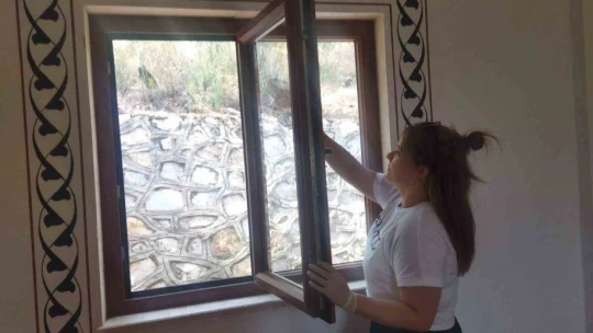 Karacasu'daki türbeler temizlendi