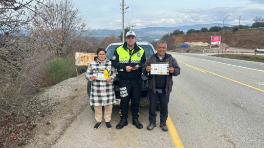 Karacasu emniyeti, sürücülere trafik güvenliği konusunda uyarılarda bulundu