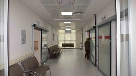 Karacasu İlçe Devlet Hastanesi hizmete başladı