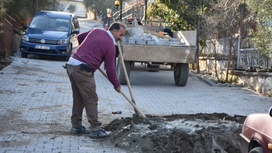 Karacasululardan Çerçioğlu ve İnal'a teşekkür
