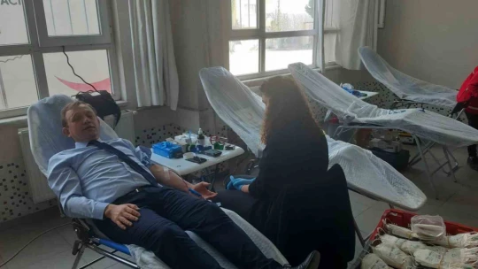 Karacasulular kan bağışında bulundu
