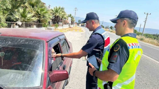 Karpuzlu'da jandarma ekiplerinden 'sıcak nokta' uygulaması