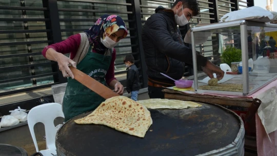Katledilen kadınlar resimler ve dualarla anıldı