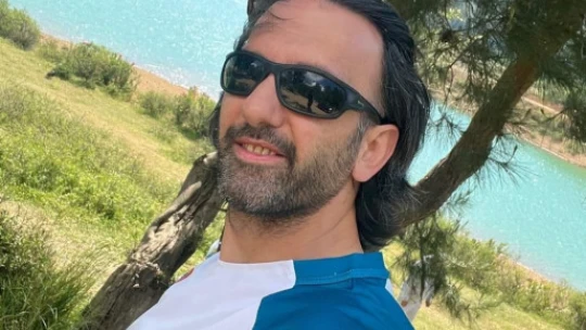 Kayalıklardan düşen Kuşadalı dağcı hayatını kaybetti