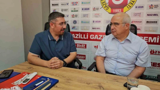 Kaymakam Arısoy, Nazillili gazetecilerle vedalaştı