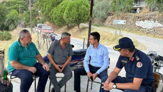 Kaymakam Ata orman yangınından zarar gören mahallerde vatandaşlarla buluştu