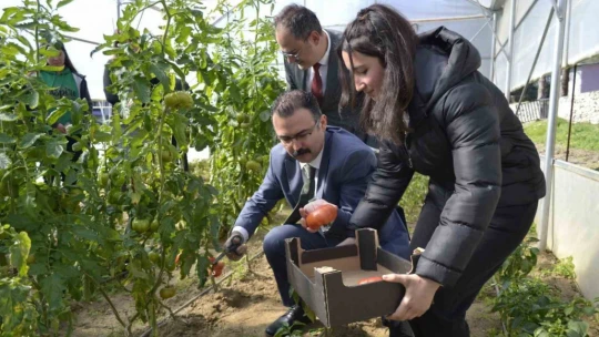 Kaymakam Ateş meslek lisesi öğrenci ve öğretmenleri ile buluştu