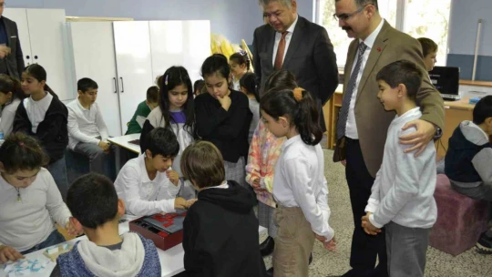 Kaymakam Ateş öğrencilerle bir araya geldi
