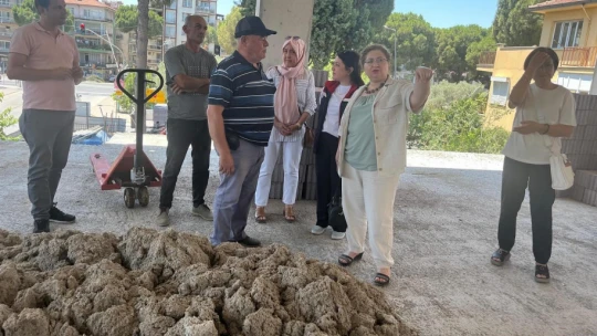 Kaymakam Doğru, kurum binası inşaatında incelemelerde bulundu