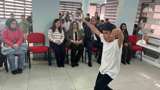 Kaymakam Doğru, Ortaklar Genç Ofisi'nde gençlerle bir araya geldi