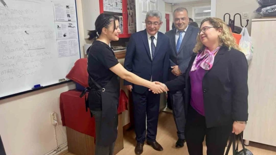 Kaymakam Doğru, vatandaşları kurslardan yararlanmaya davet etti
