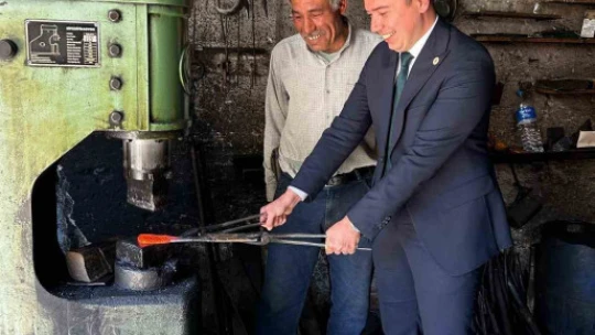 Kaymakam Gündoğdu sanayi esnafı ile görüştü