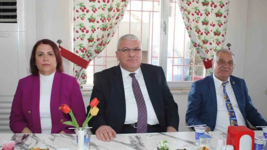 Kaymakam Güneş için veda yemeği düzenlendi