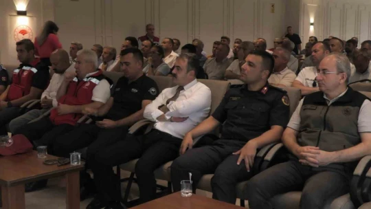 Kaymakam Kan'dan yangınlara karşı uyarı: 'Yangınların yüzde 99'u insan kaynaklı'
