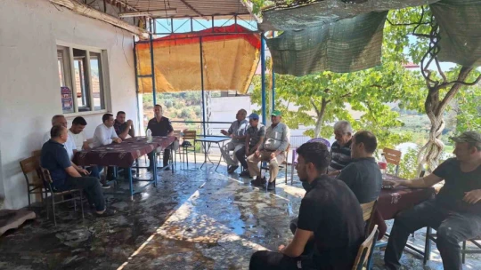 Kaymakam Polat, incir üreticileriyle bir araya geldi