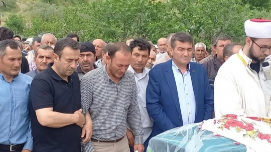 Kazada hayatını kaybeden üniversite öğrencisi son yolculuğuna uğurlandı