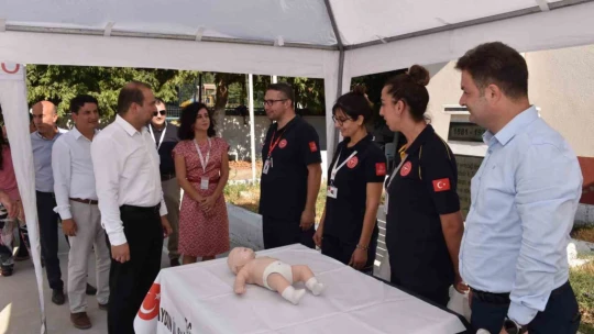 Kirazlı halkı, ilk yardım ve sağlık konularında bilgilendirildi.
