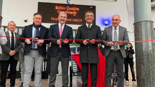 Kitap Okuyan Öğrenci Heykeli ile farkındalık oluşturulacak