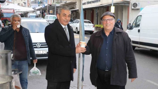 Koçarlı Belediyesi'nin çorba ikramı vatandaşları ısıttı